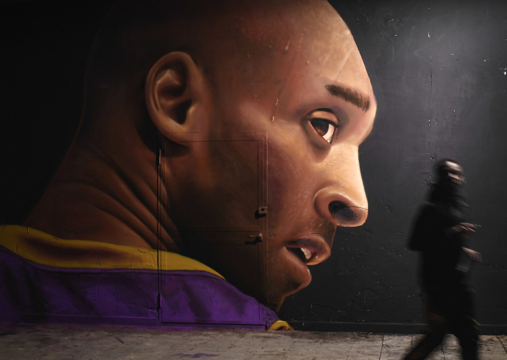 角落站位明 角落站位明