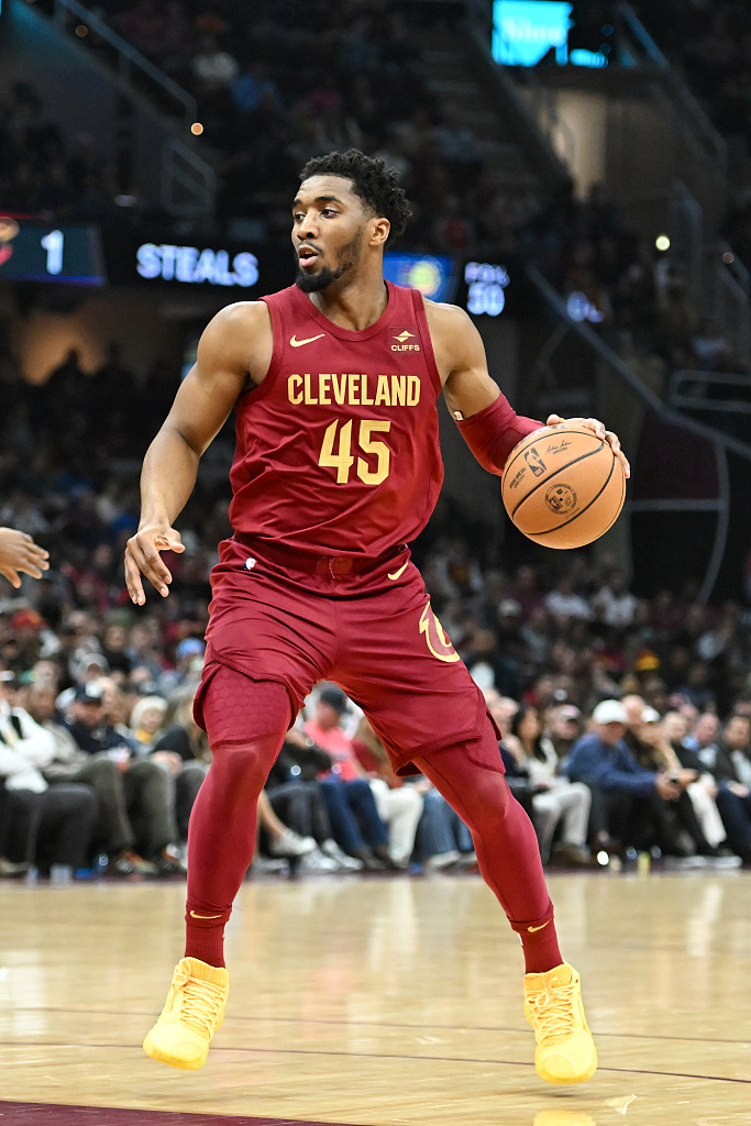 边锋型前锋 边锋型前锋