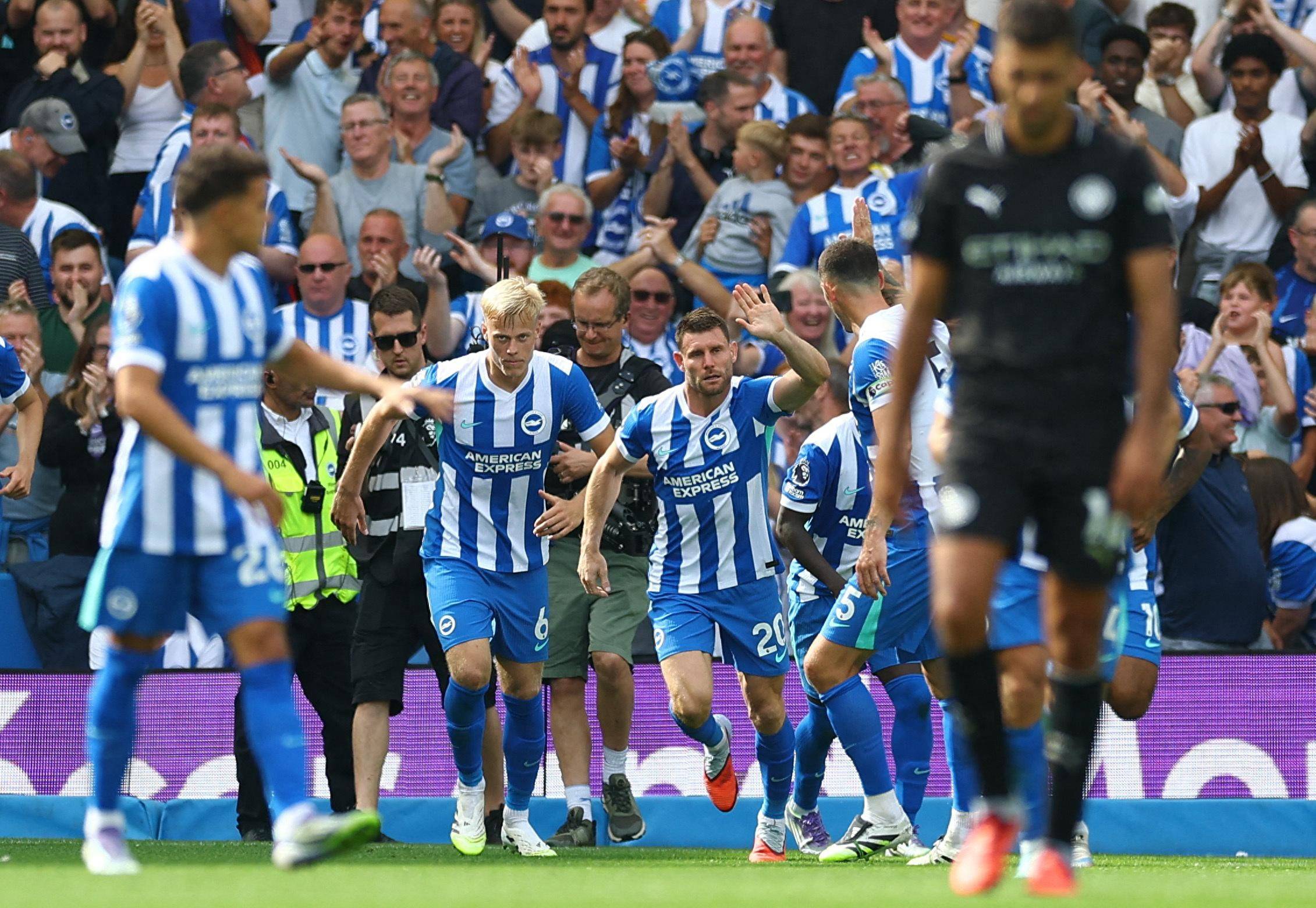 后点球员在 后点球员在