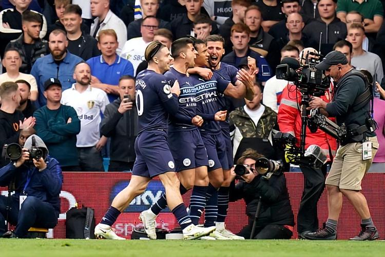 10的焦点 10的焦点