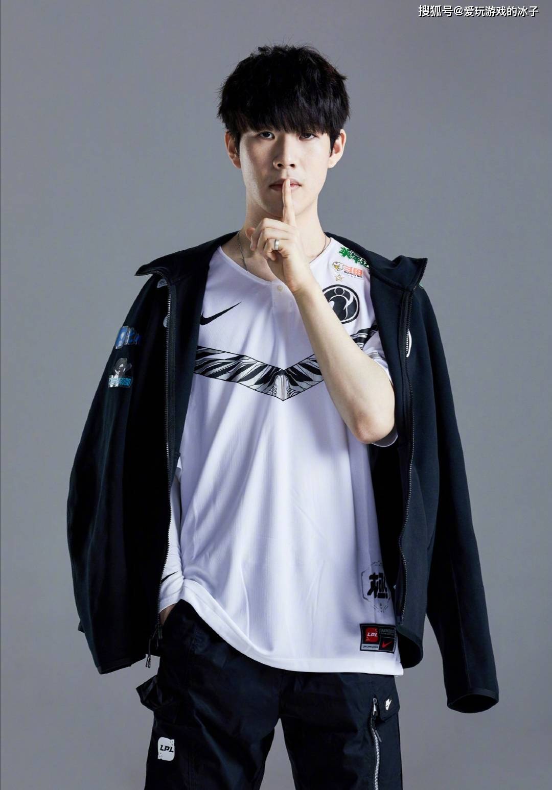 员使用权 员使用权